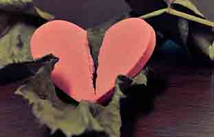 كيف اتوب عن المعصية وزوجي لا يسمح لي