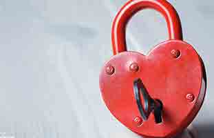 كيف اتعامل مع زوجي الذي يضربني