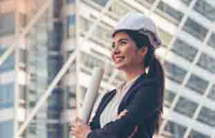 هل يجب عليك ترك وظيفتك بسبب مديرك