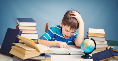 علاج صعوبات القراءة عند الأطفال "الديسلكسيا"