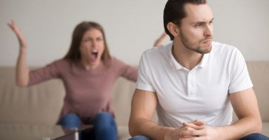 مشاكل الزوجة السلوكية وافتعال المشاكل الزوجية