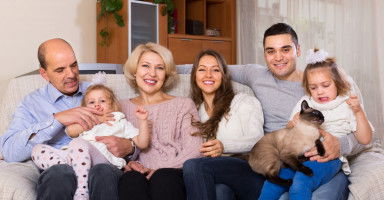 العلاقة الصحيحة مع أهل الزوج وأهل الزوجة "بيت الاحما"