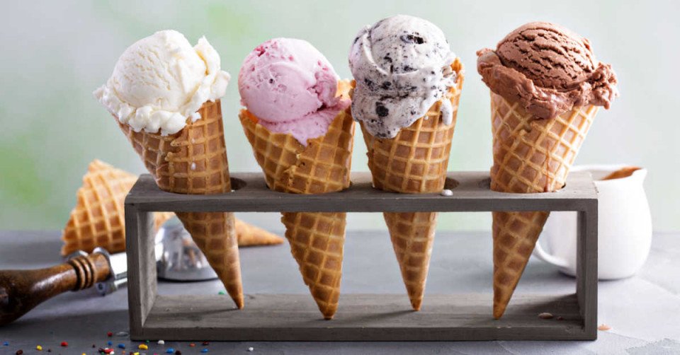 פירוש לראות גלידה בחלום ולחלום לאכול גלידה