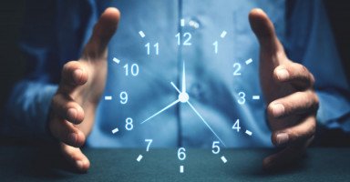 أهمية إدارة الوقت ومفاتيح تنظيم وقت العمل والحياة