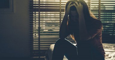 أعراض الاكتئاب وطرق علاجه