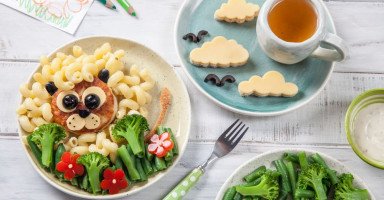أهمية العشاء المنزلي للأطفال