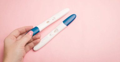 سبب عدم رغبة الزوجة بالإنجاب وكيف تتعامل معها