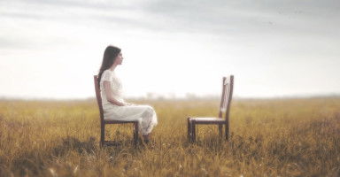 كيف تتعود على غياب شخص ومتى تنسى شخص أحبه!