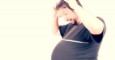 تفسير حلم الحمل للرجل ورؤية رجل حامل في المنام