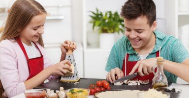 تغذية المراهقين وأفضل العادات الغذائية للمراهقين