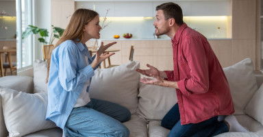 كيف أتعامل مع الاختلافات الكثيرة بيني وبين زوجي؟