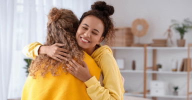 كيف أختبر صديقتي لأتأكد أنها صديقة حقيقية؟