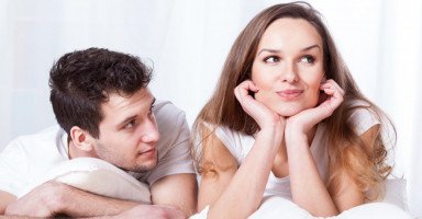 كيف أكون جريئة في العلاقة الحميمة مع زوجي؟