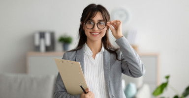 صفات شخصية المستشار INFJ وعيوبها للذكر وللأنثى