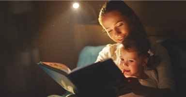 تأثير القصص على الأطفال وفوائد قصة ما قبل النوم