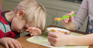مشاكل الأكل عند الأطفال