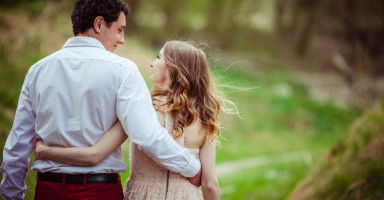 هل أتزوج امرأة أقصر مني بكثير وهل يؤثر الطول على الزواج؟