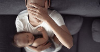 كيف أخرج من اكتئاب ما بعد الولادة وأحسن نفسيتي؟