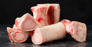 عظام الحيوانات في المنام وحلم عظم البقر والخروف