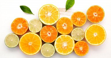 الفرق بين البرتقال والليمون الفوائد والعناصر الغذائية