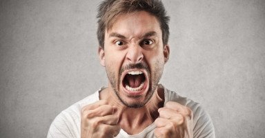 أسباب الغضب وفهم مشكلة العصبية الزائدة