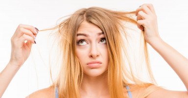 هل نقص فيتامين د يسبب تساقط الشعر؟