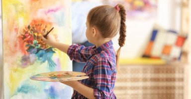 تنمية هواية الرسم عند الطفل وفوائد الرسم للأطفال