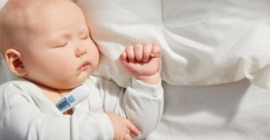 علاج نزلات البرد عند الرضيع وأعراض البرد عند الرضع