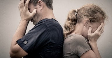الزواج من مريض نفسي وعلامات المرض النفسي عند الزوج