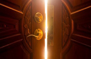 الباب في المنام وتفسير حلم الأبواب بالتفصيل
