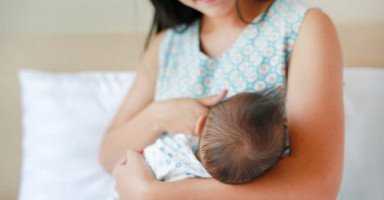 ما تفسير رؤية الرضاعة للحامل في المنام
