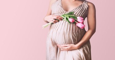 هل طبيعي حدوث نزيف اثناء الحمل؟