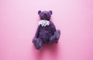 مواجهة تحرش الابن بأشقائه: ماذا أفعل؟