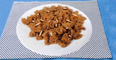 الخبيصة الإماراتية بالطحين والسمن