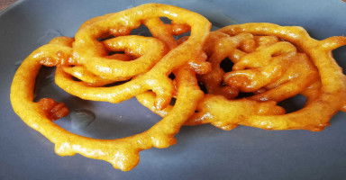 طريقة عمل الزلابية الهندية المقرمشة