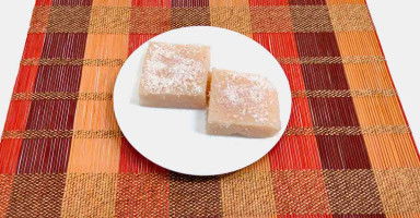 حلاوة السميد بدون حليب