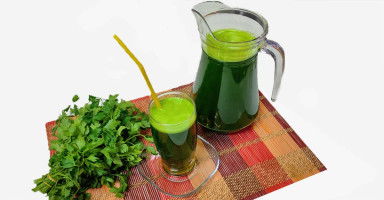 عصير البقدونس