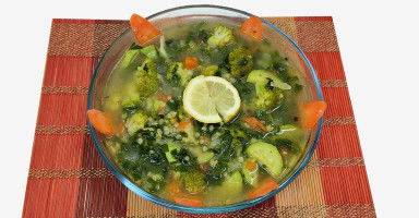 حساء خضار الديتوكس