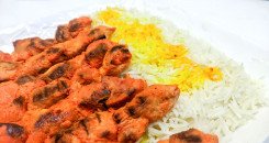 طبق الجوجة كباب الإيراني مع الرز بالزعفران